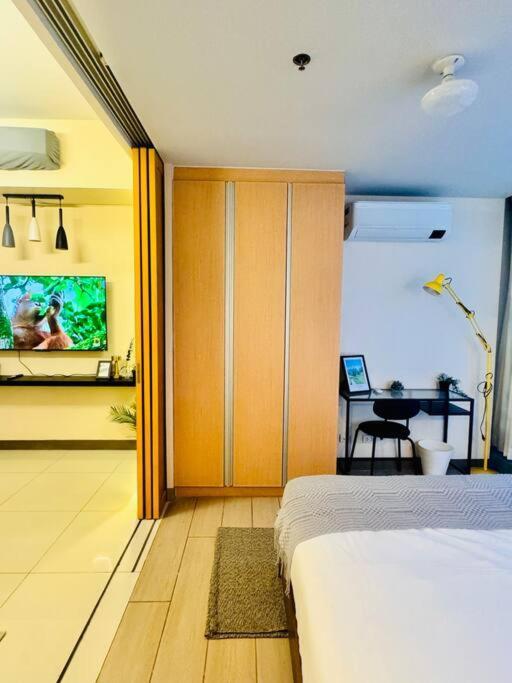 One Uptown Residences Bgc Тагиг Экстерьер фото