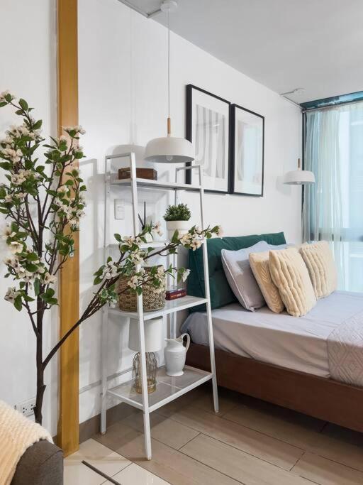 One Uptown Residences Bgc Тагиг Экстерьер фото