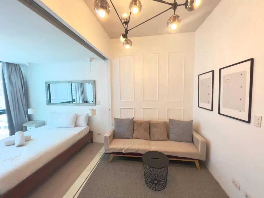 One Uptown Residences Bgc Тагиг Экстерьер фото