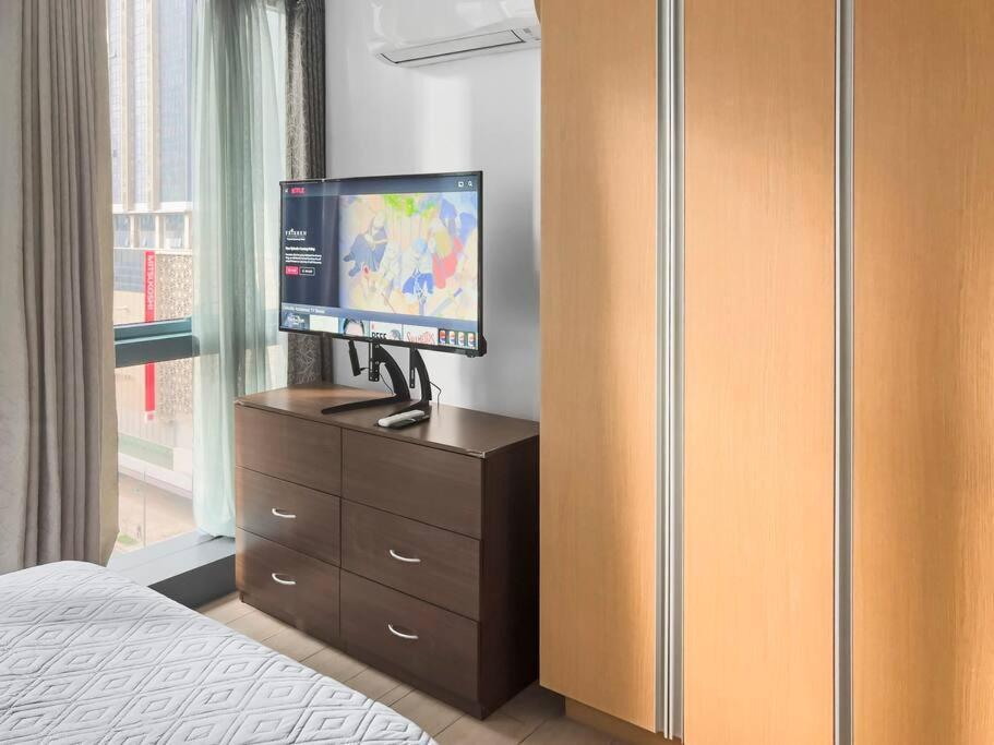 One Uptown Residences Bgc Тагиг Экстерьер фото